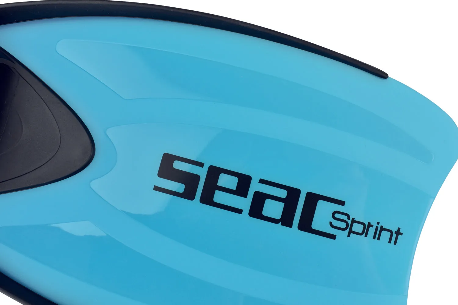 SEAC Sprint Dry Snorkeling Set Includes Fins Mask Snorkel w/ Gear Bag